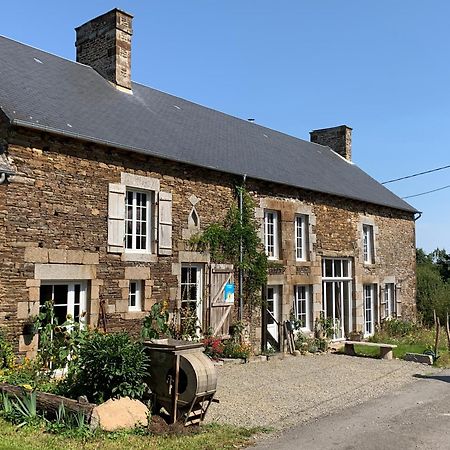 Agritourisme Abae Bed and Breakfast Sougéal Eksteriør billede